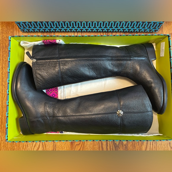 NIB - Tory Burch Leather “Jolie” Riding Boots (WIDE CALF) - Picture 4 of 6